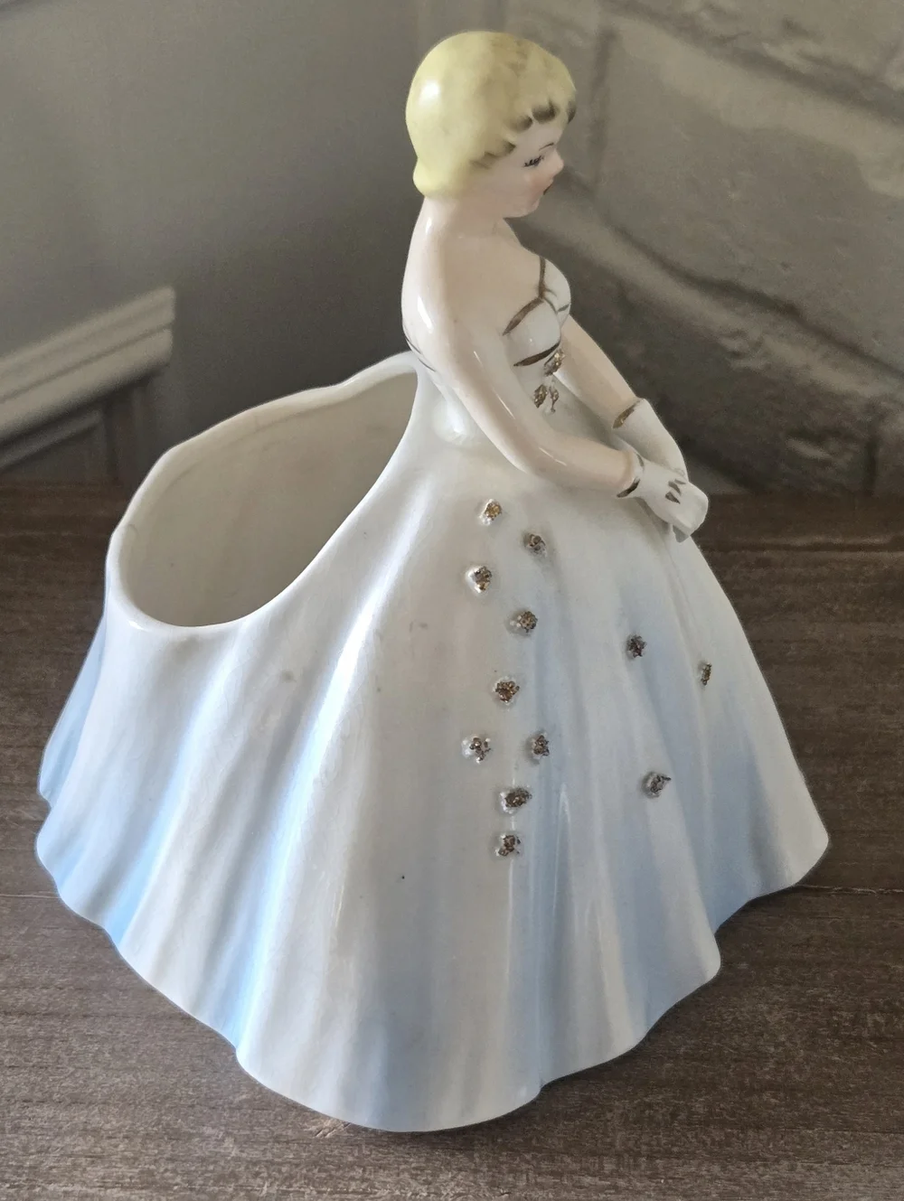 Vtg 50s Porcelain Ceramic Makeup Figurine/Storage, Brush,Jewelry